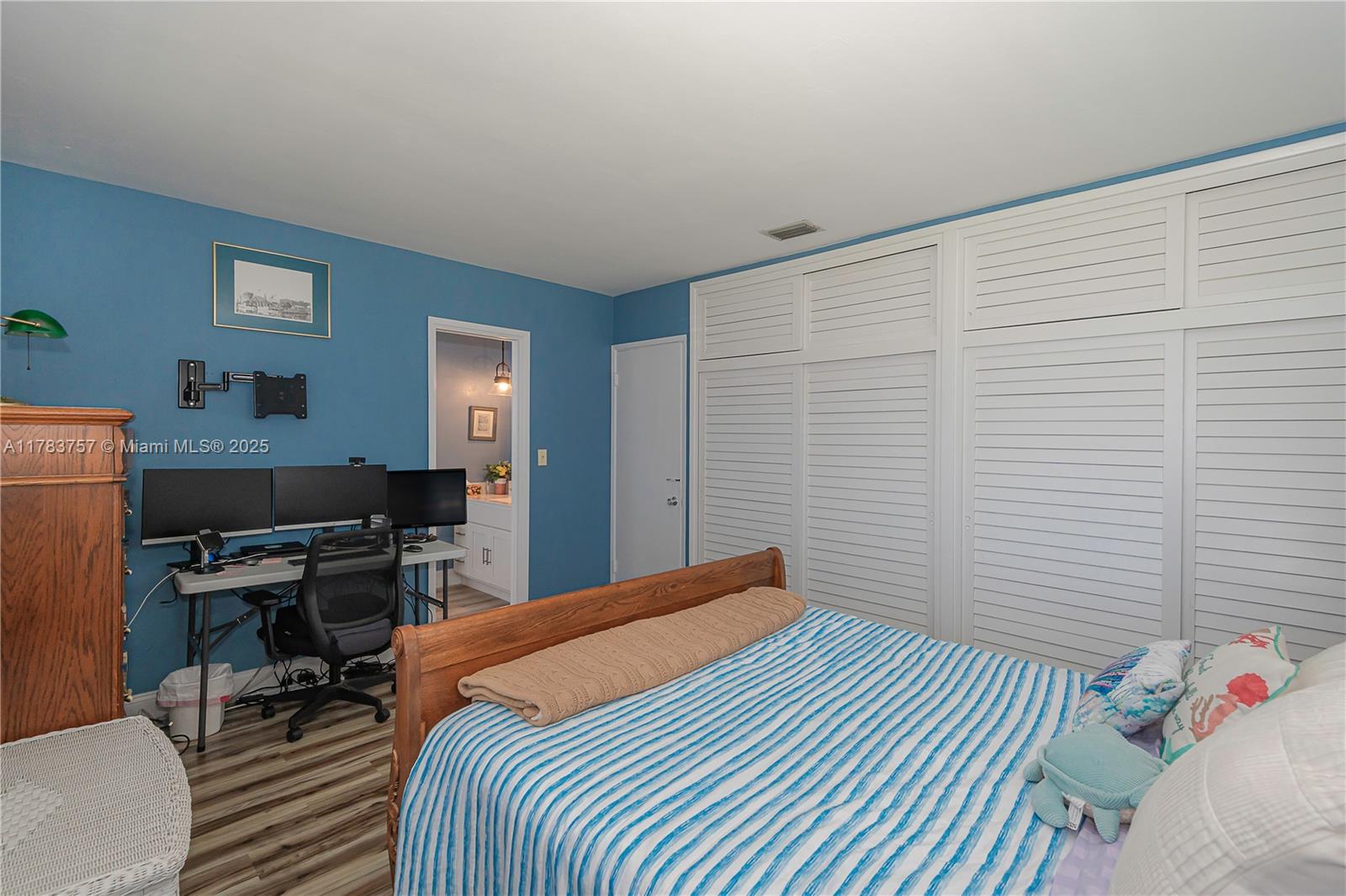 CORAL PARK - Residential Lease