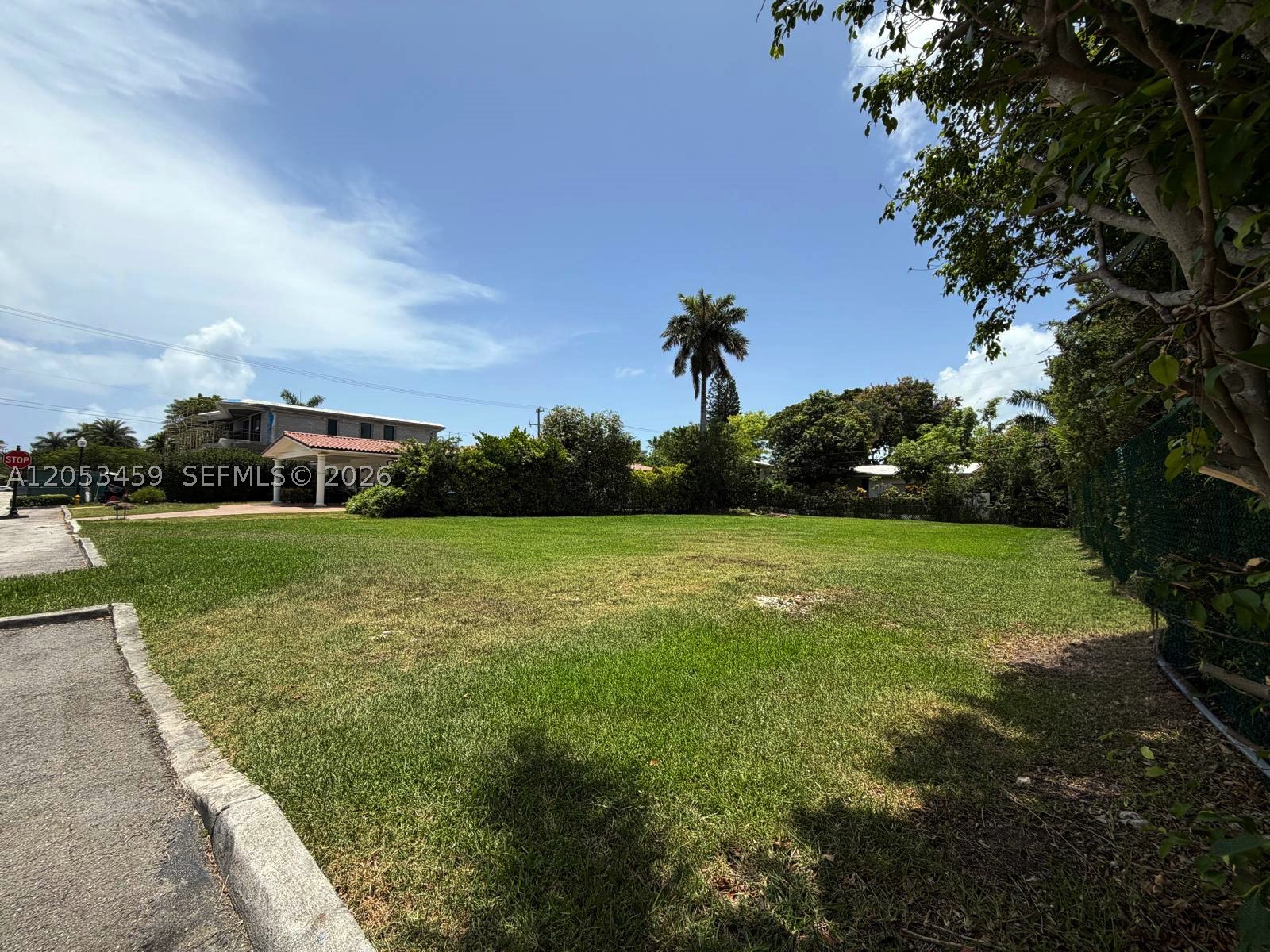 BAY HARBOR ISLAND - Land