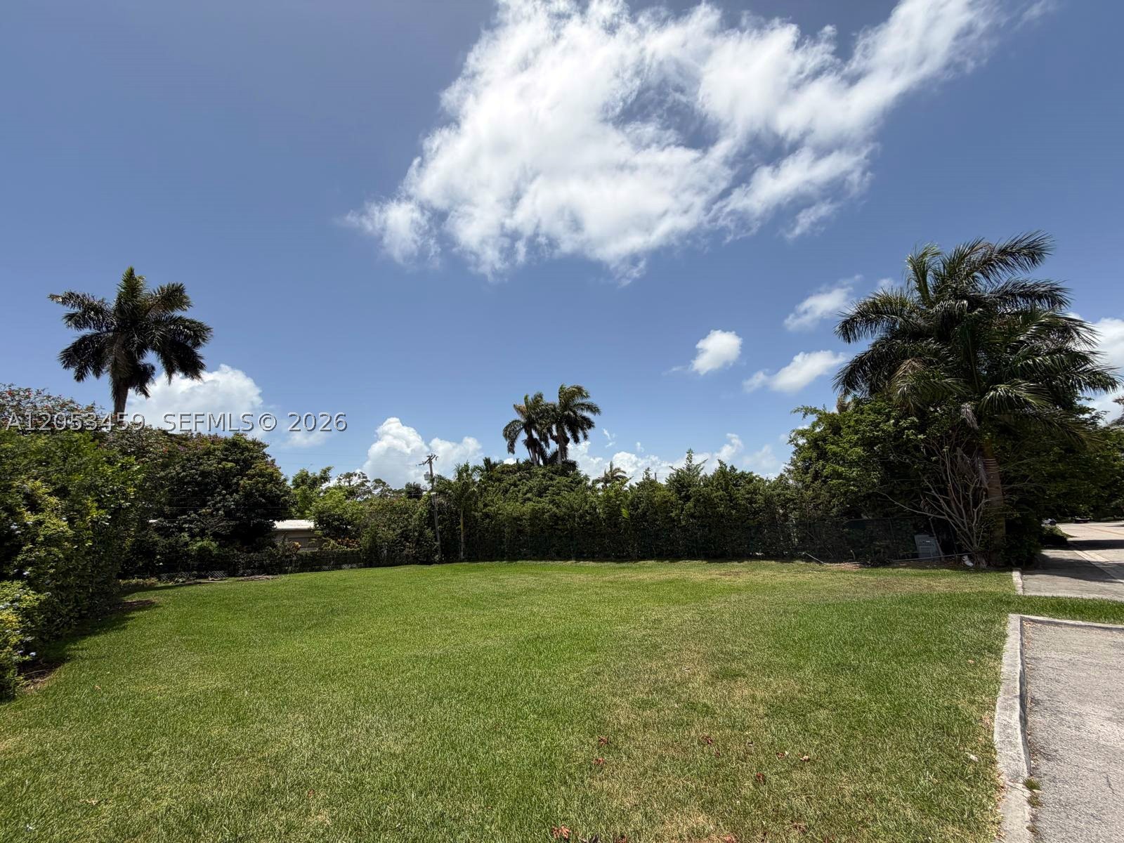BAY HARBOR ISLAND - Land