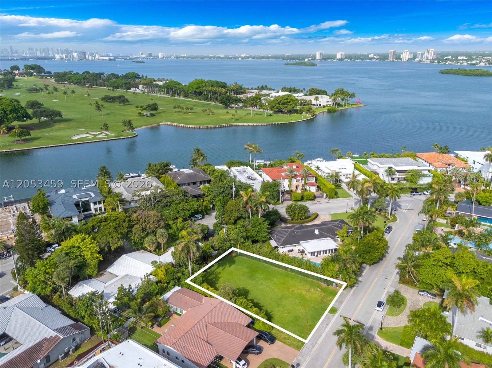 BAY HARBOR ISLAND - Land