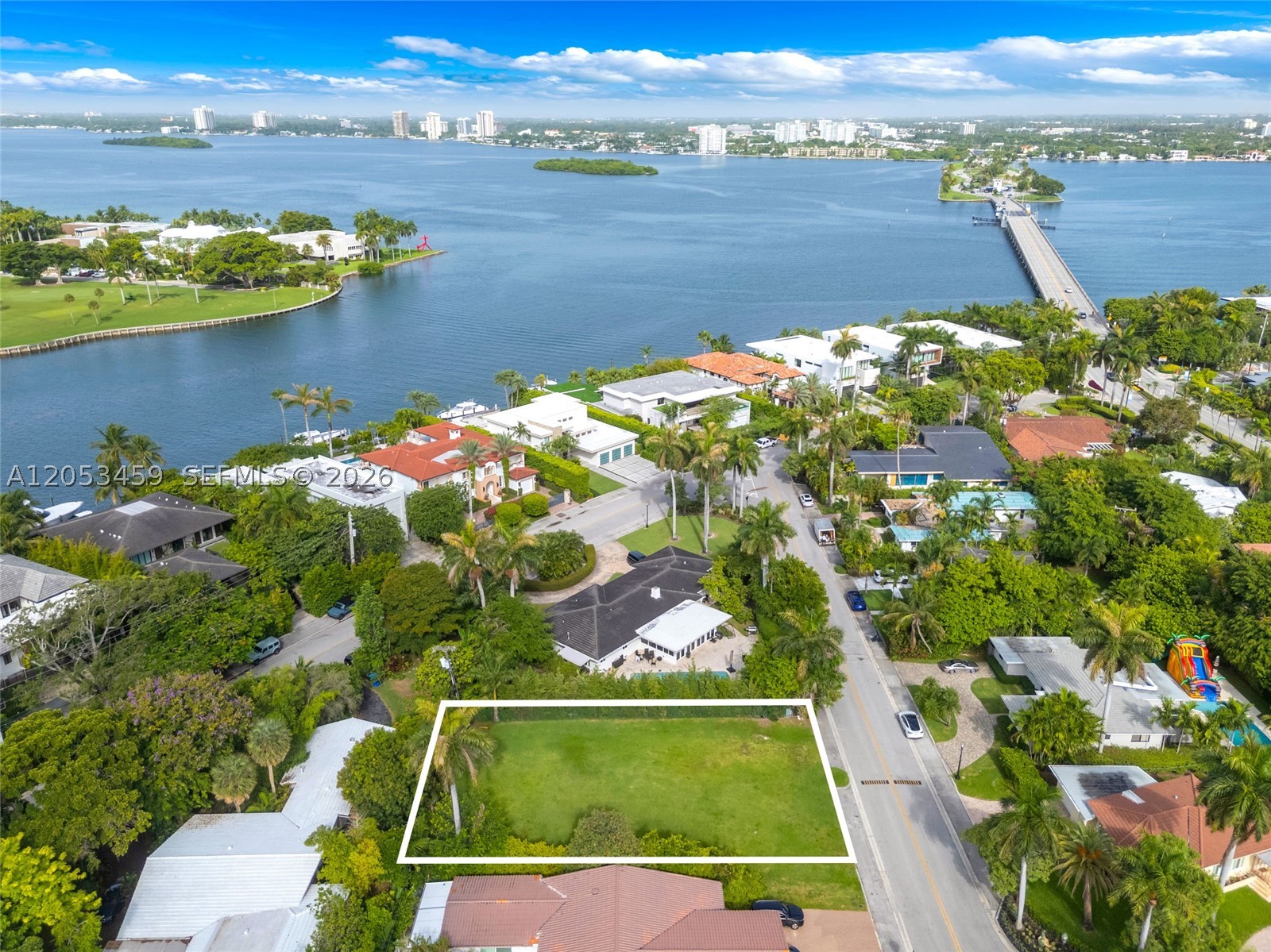 BAY HARBOR ISLAND - Land