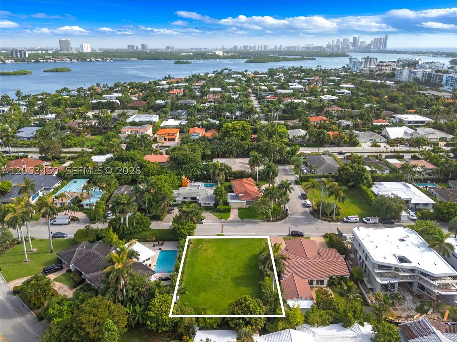 BAY HARBOR ISLAND - Land