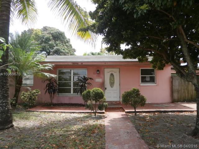 Great location near Miami Gardens Elementary School. Spacious 3 bedroom home with updated kitchen. Open floor plan with combined living and dining areas. Large yard with mature trees. Conveniently located with all necessities and amenities in close proximity including schools, shops, restaurants, and recreation. Public transportation is within walking distance.