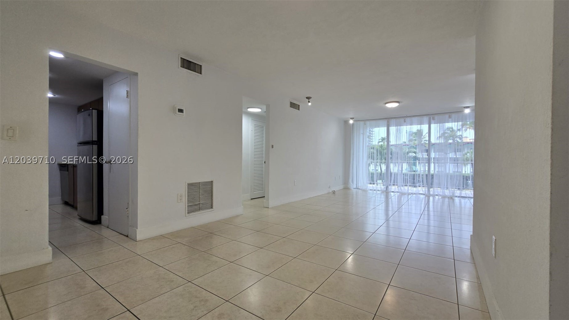 KENNEDY HOUSE CONDO - Residential