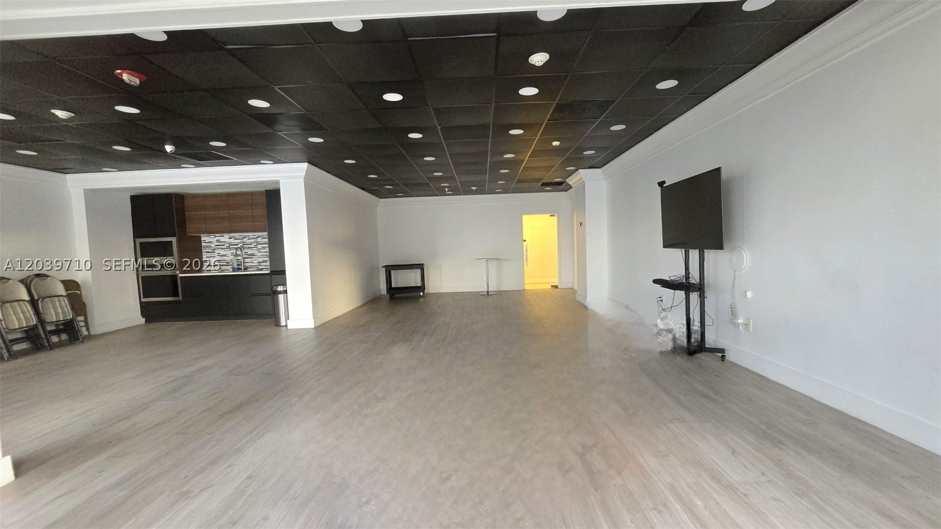 KENNEDY HOUSE CONDO - Residential