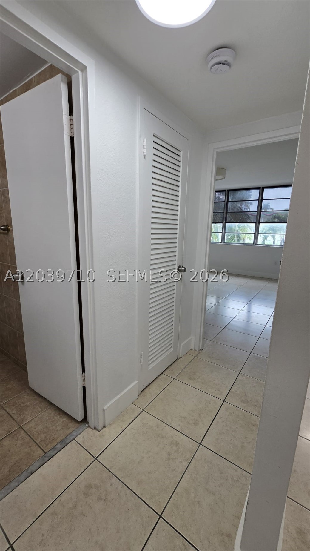 KENNEDY HOUSE CONDO - Residential