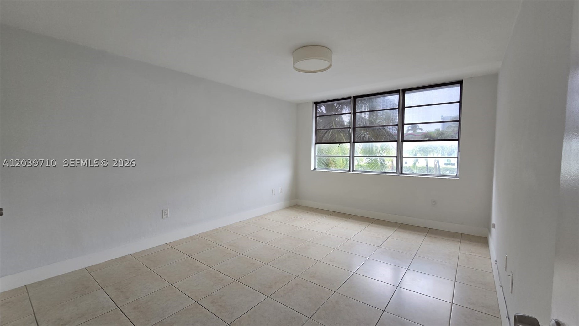 KENNEDY HOUSE CONDO - Residential