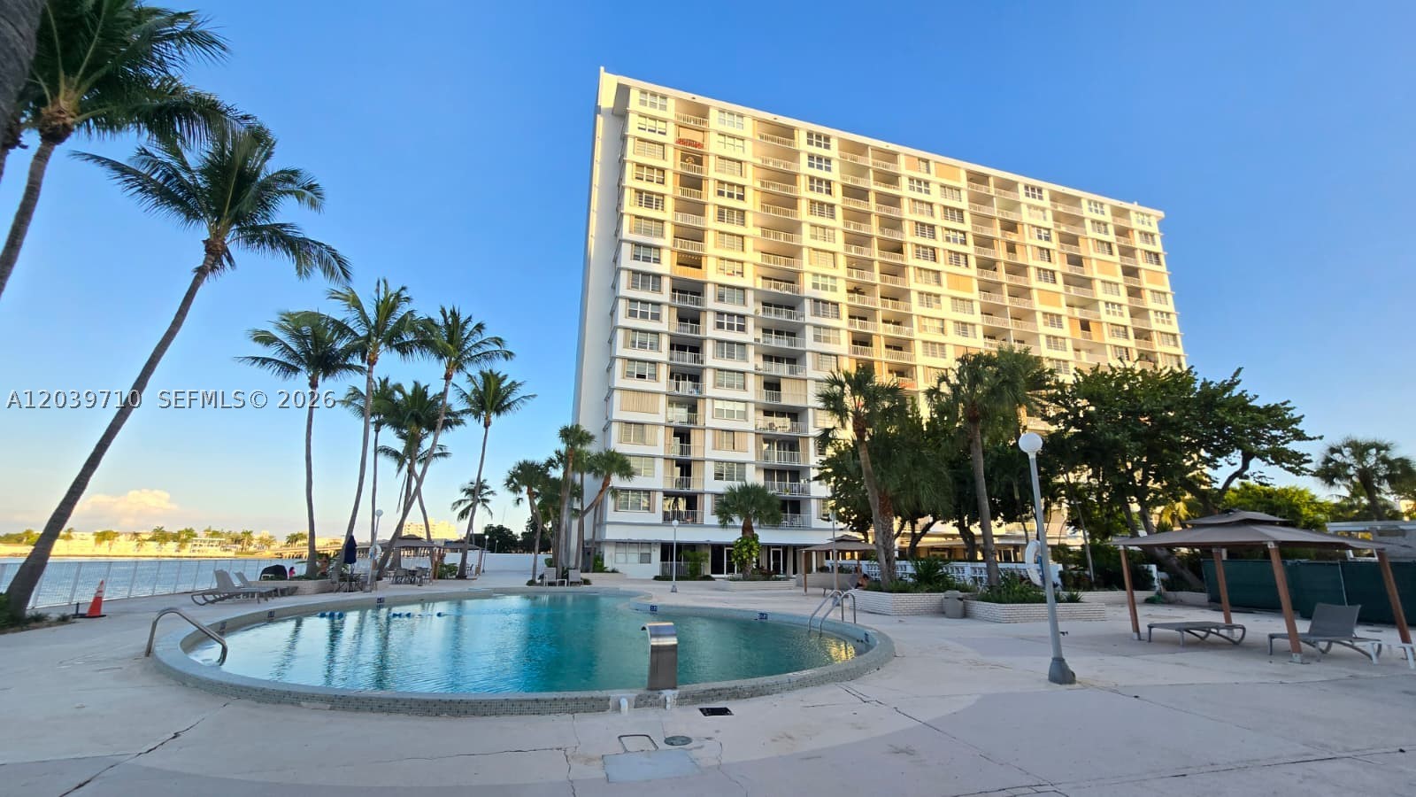 KENNEDY HOUSE CONDO - Residential