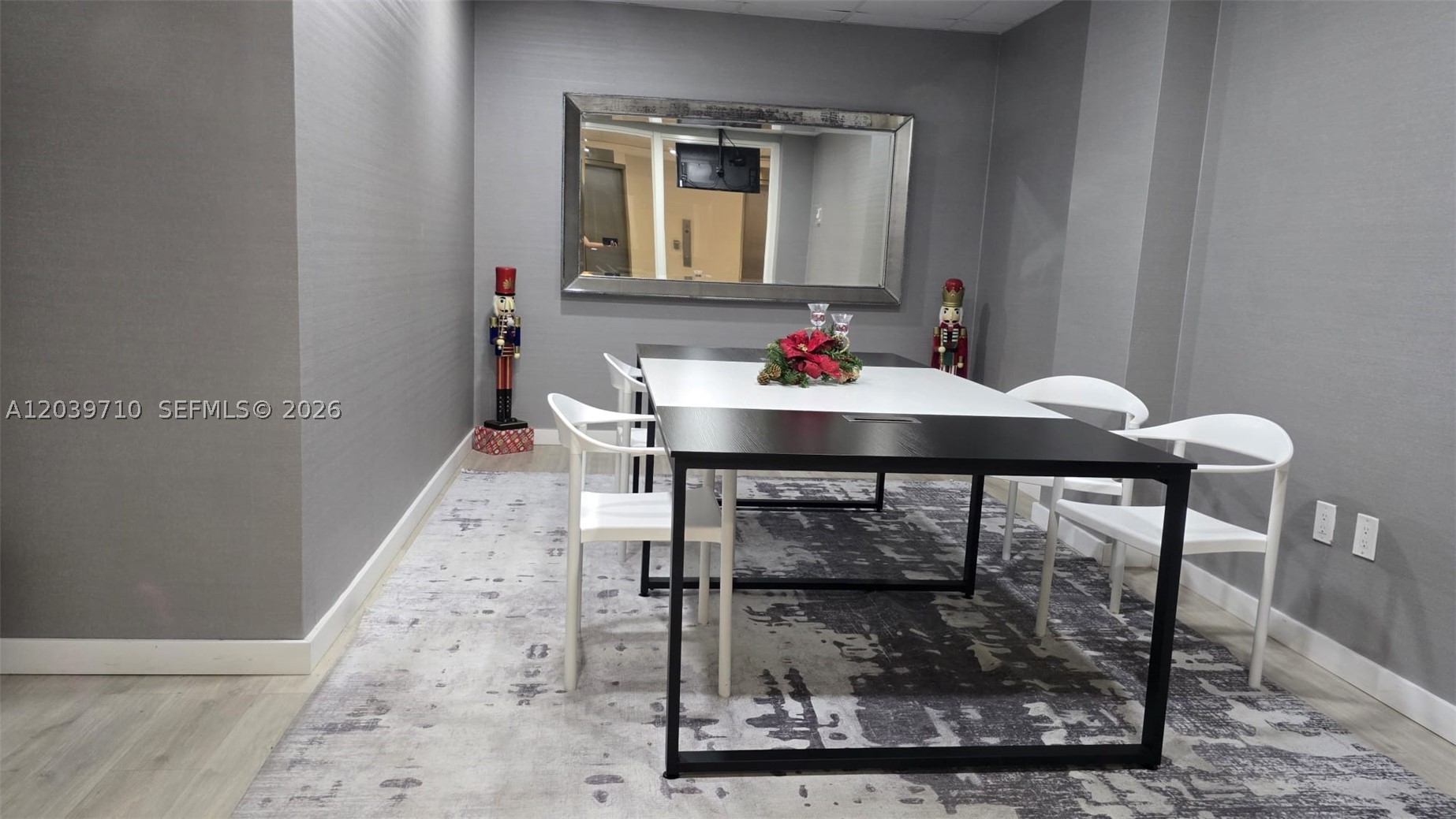 KENNEDY HOUSE CONDO - Residential