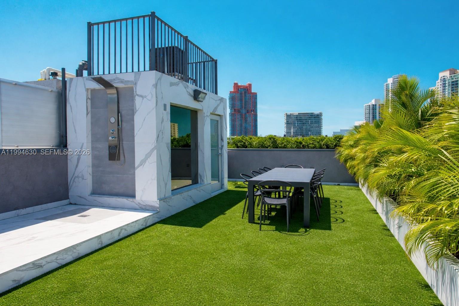 THE FOUNTAINHEAD CONDO - Residential