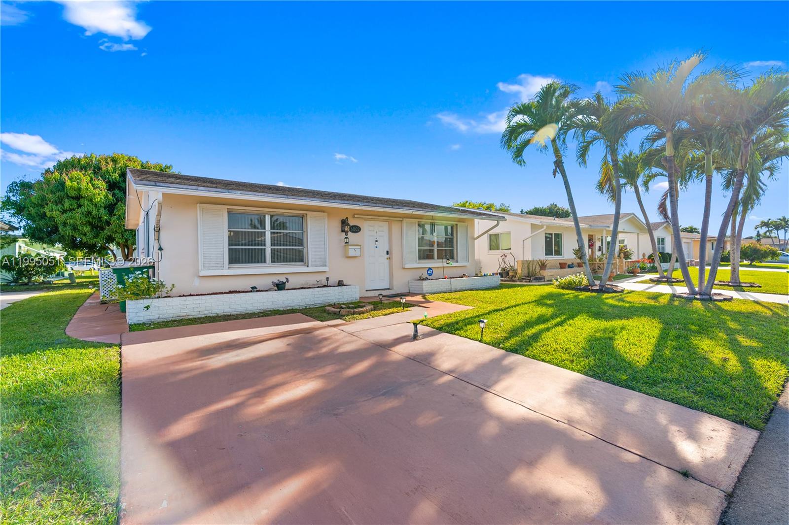 Recently appraised! Excellent opportunity to own in the pristine 55+ community of "Mainlands" 2 bed 1 SFR with plenty of natural light, tile throughout, updated bathroom, updated electrical panel (2024), upgraded kitchen with granite countertops and soft close system, florida room fit with hurricane impact windows overlooking serene patio area(you can use it as an extra room or office) One bedroom features a spacious walk-in closet with ample space 
Low HOA includes lawn maintenance and sprinklers, as well as a community pool. NO renting 1st yr of ownership. seller contribution available!