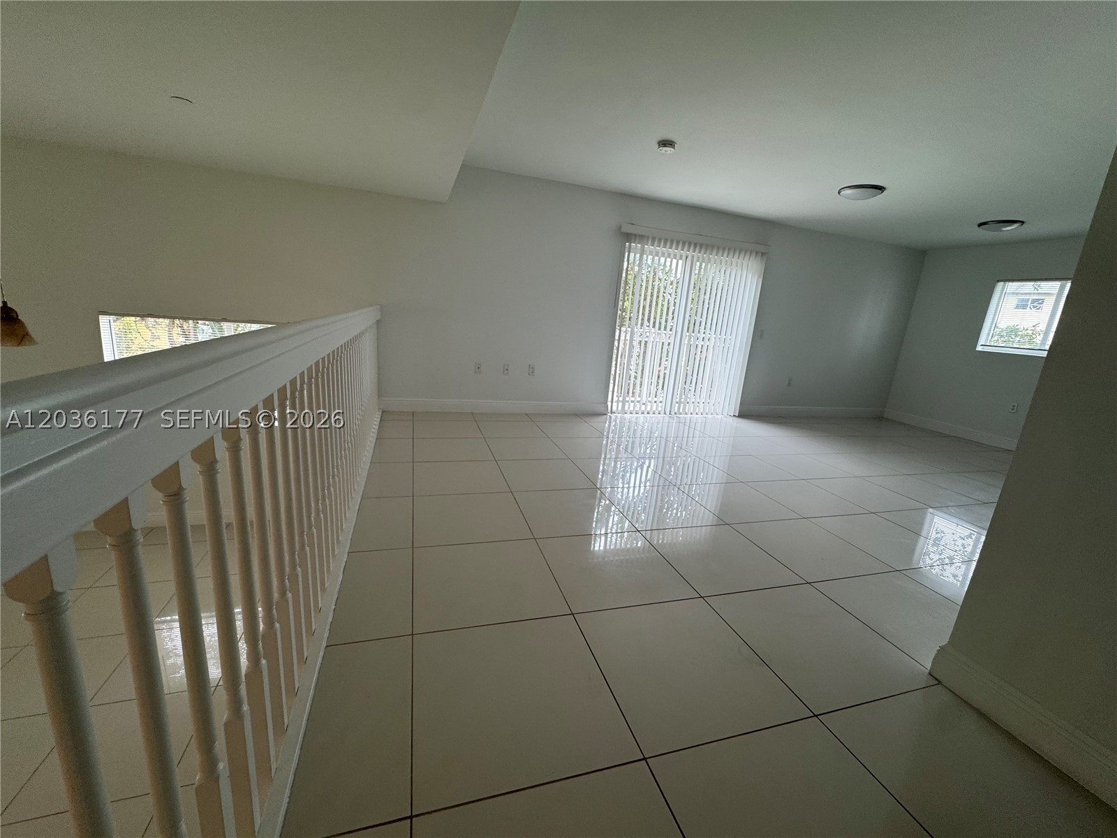 HOLLYWOOD - Residential