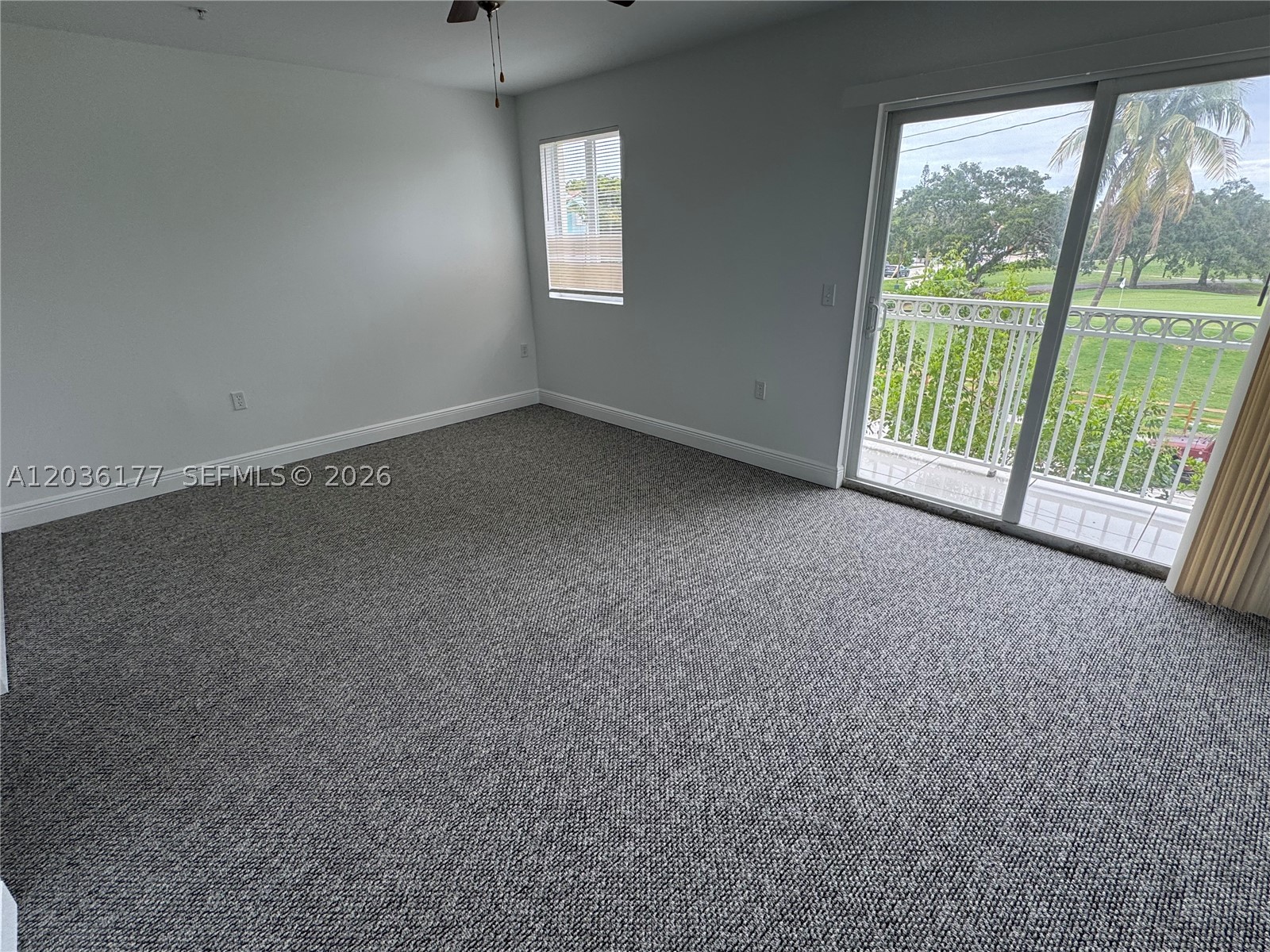HOLLYWOOD - Residential