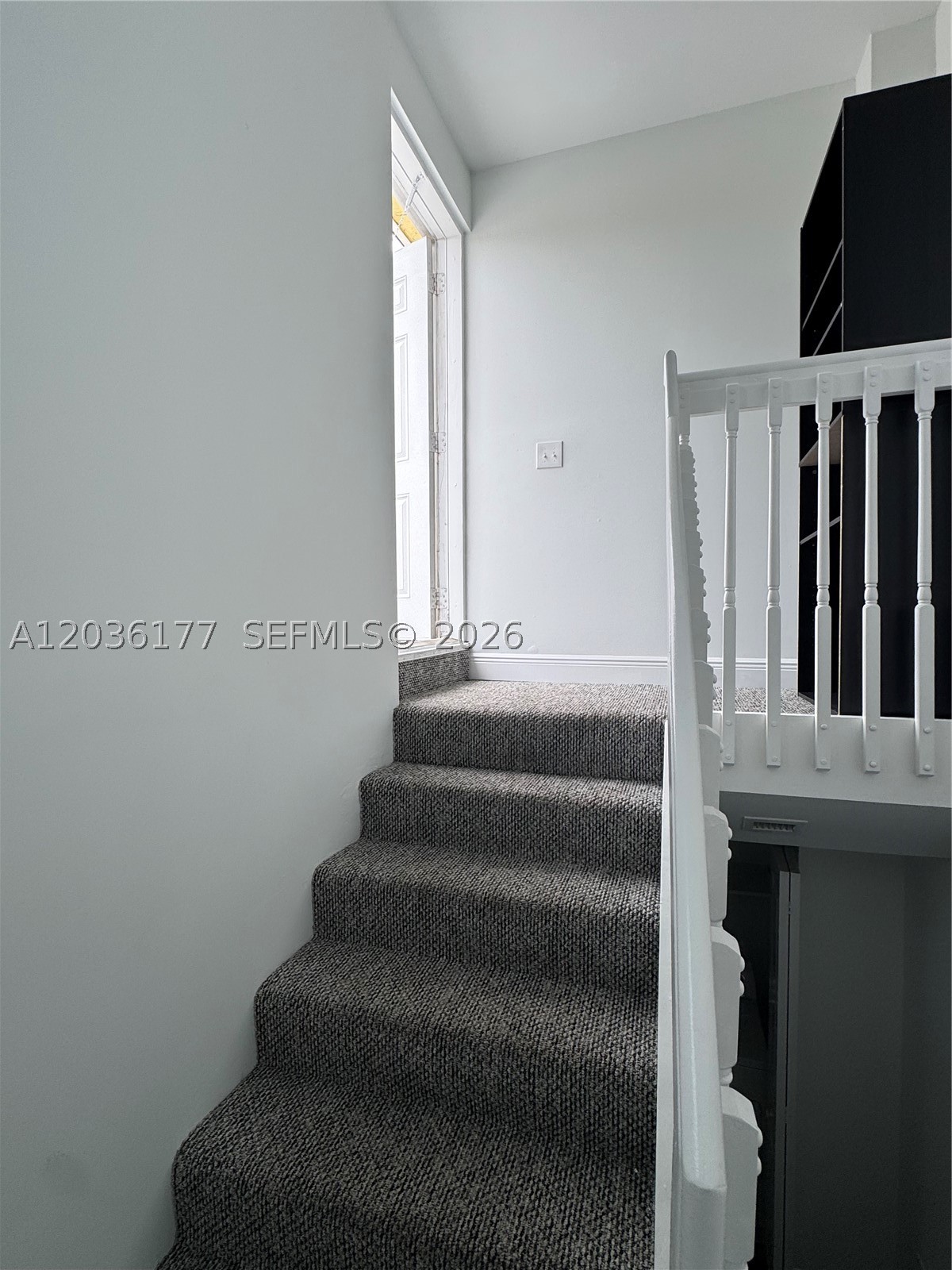 HOLLYWOOD - Residential