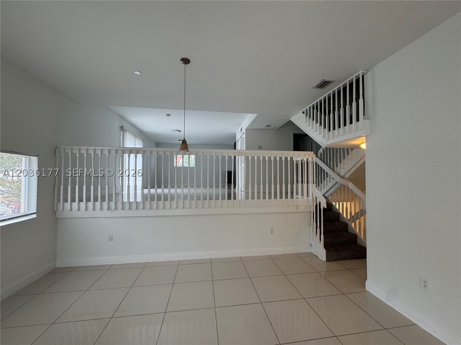 HOLLYWOOD - Residential