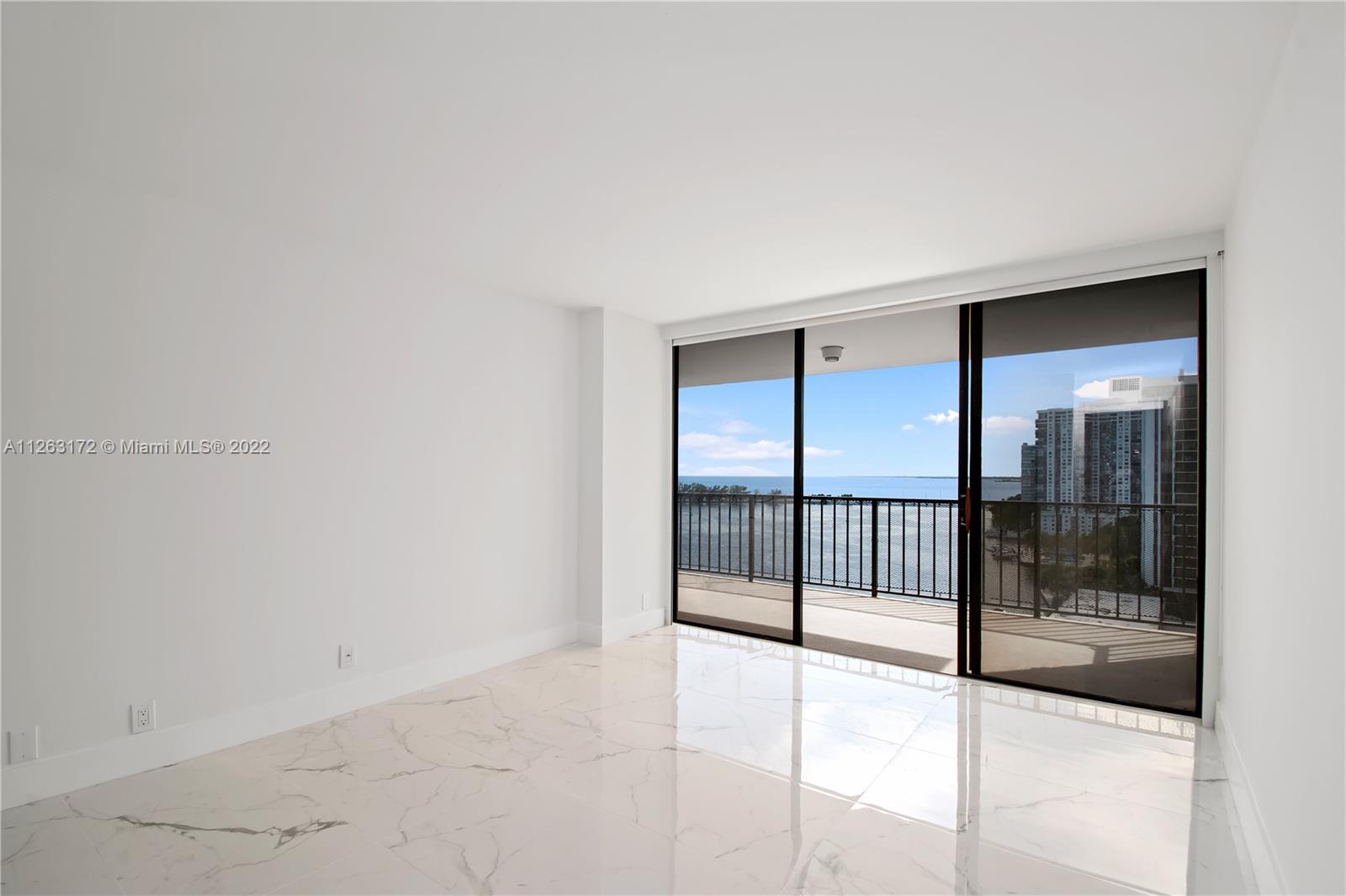 BRICKELL PLACE CONDO - Residential Lease