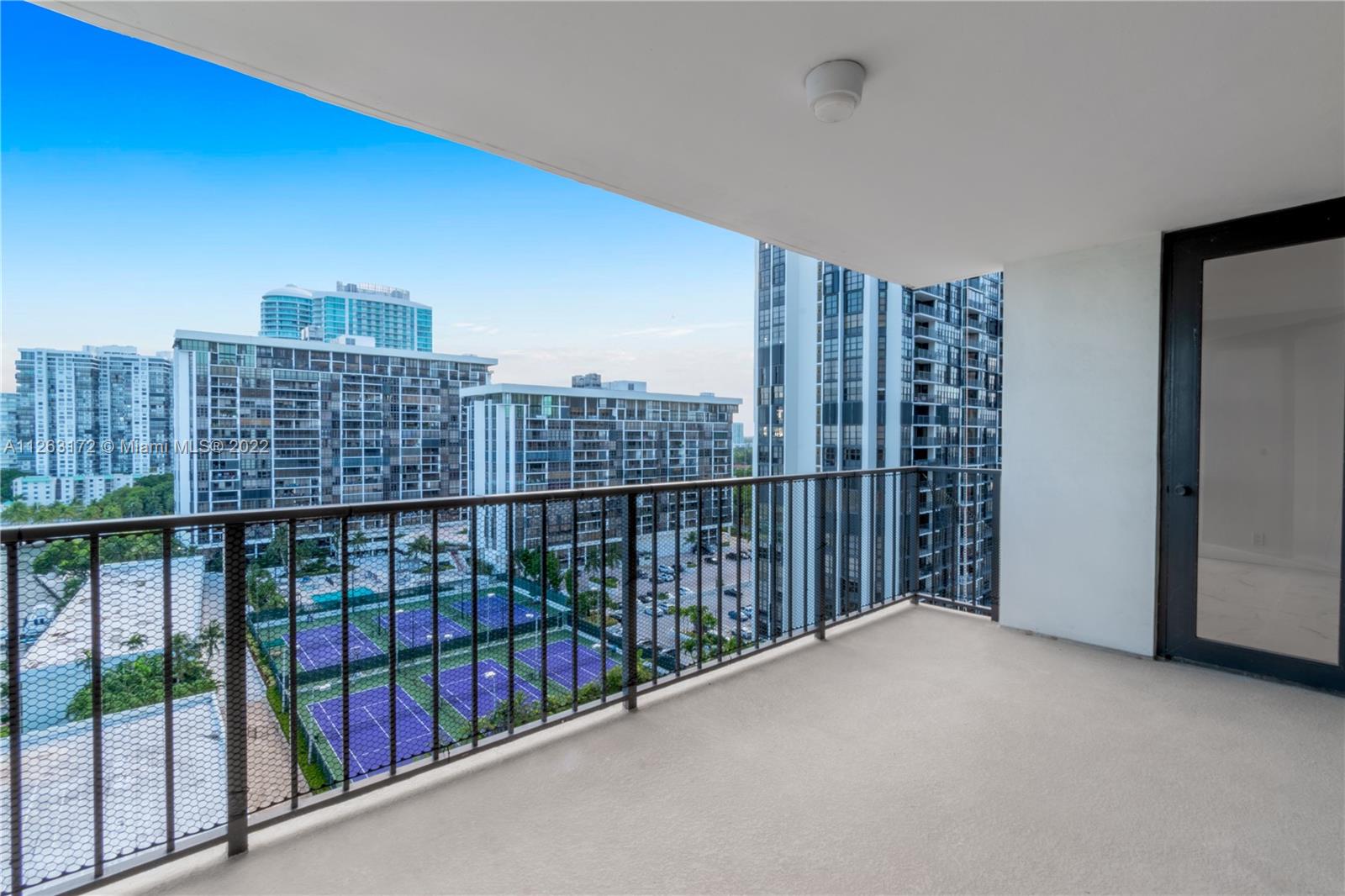 BRICKELL PLACE CONDO - Residential Lease