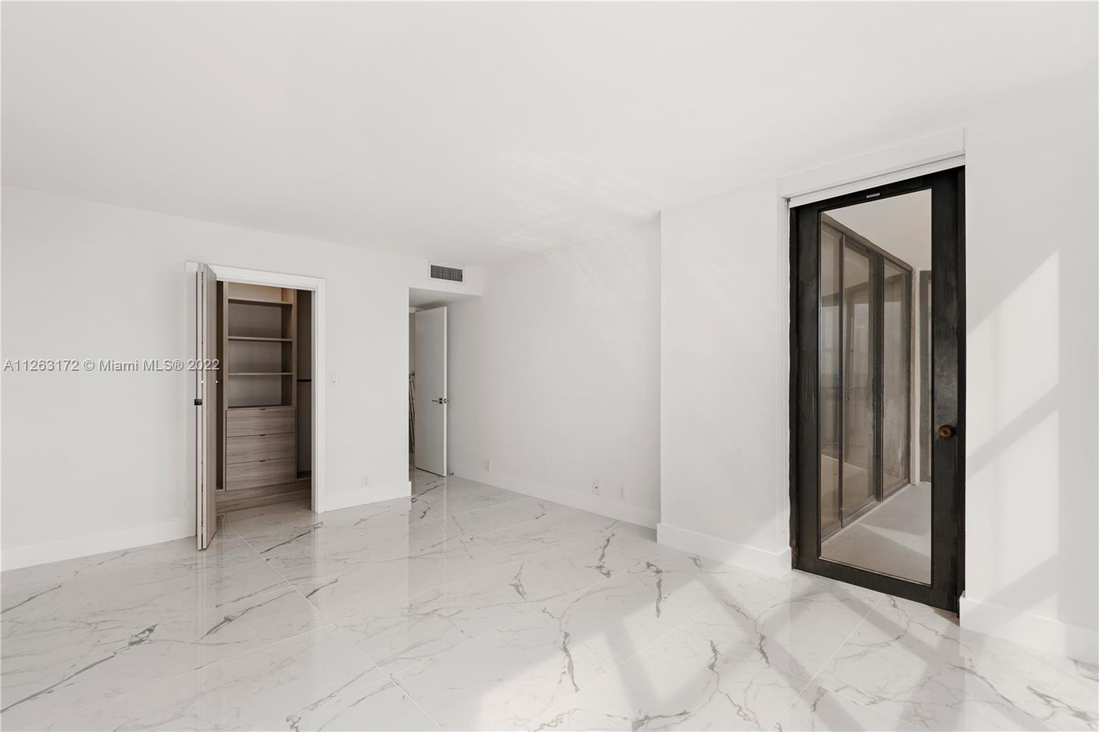 BRICKELL PLACE CONDO - Residential Lease