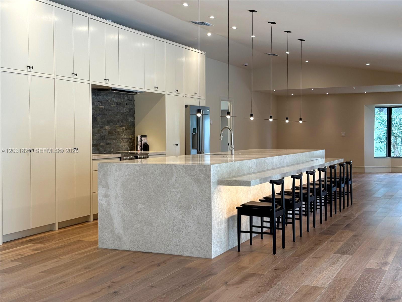 PINEWOOD ESTATES SECOND A - Residential