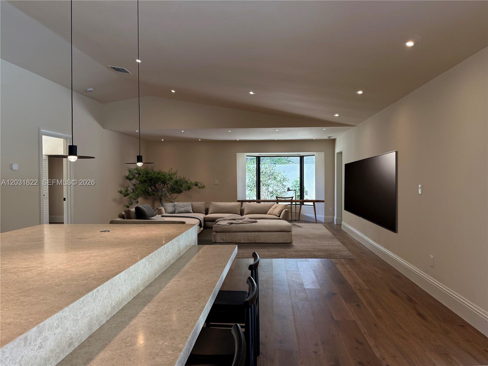 PINEWOOD ESTATES SECOND A - Residential