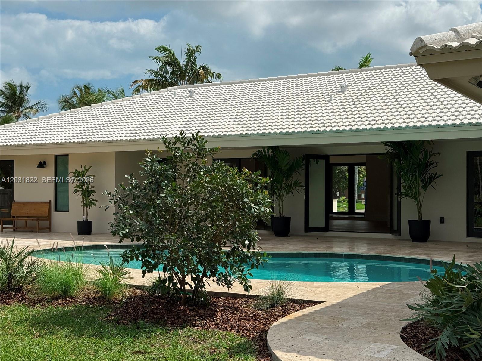 PINEWOOD ESTATES SECOND A - Residential