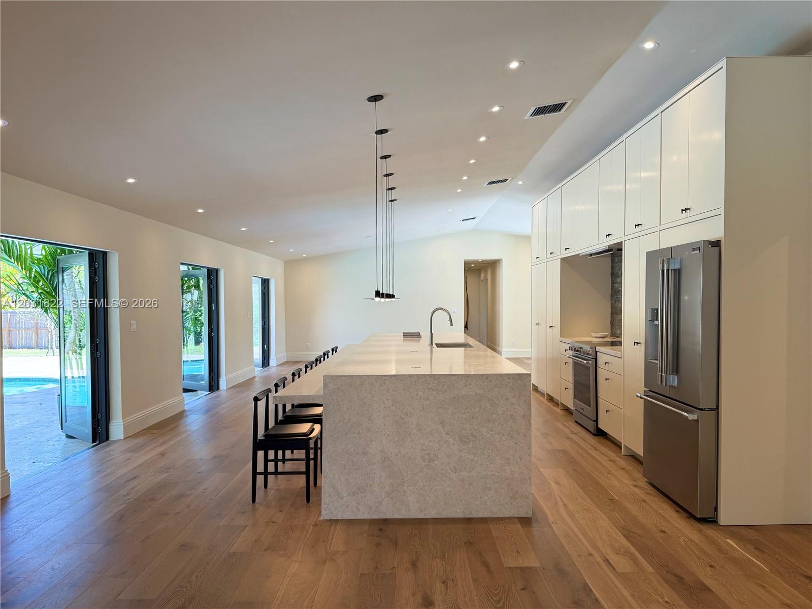 PINEWOOD ESTATES SECOND A - Residential