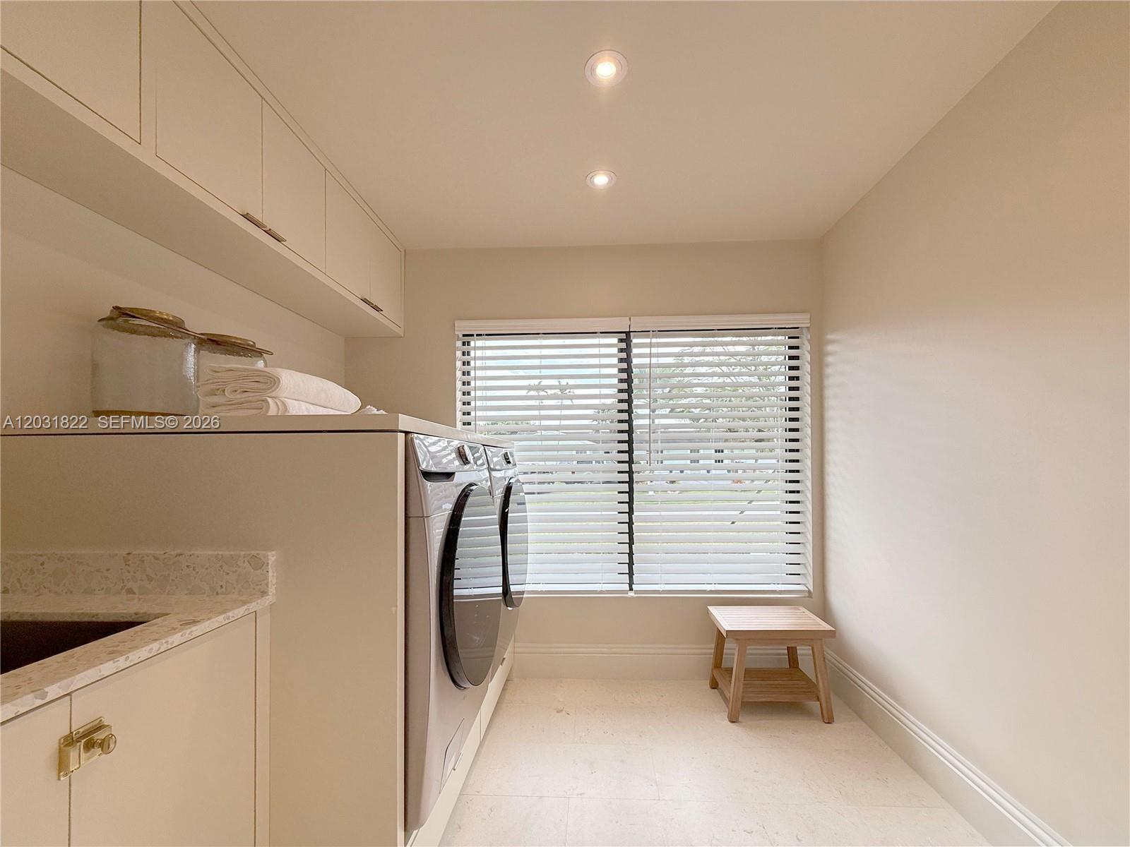 PINEWOOD ESTATES SECOND A - Residential
