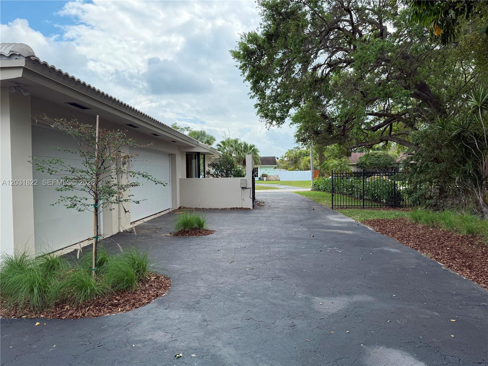 PINEWOOD ESTATES SECOND A - Residential