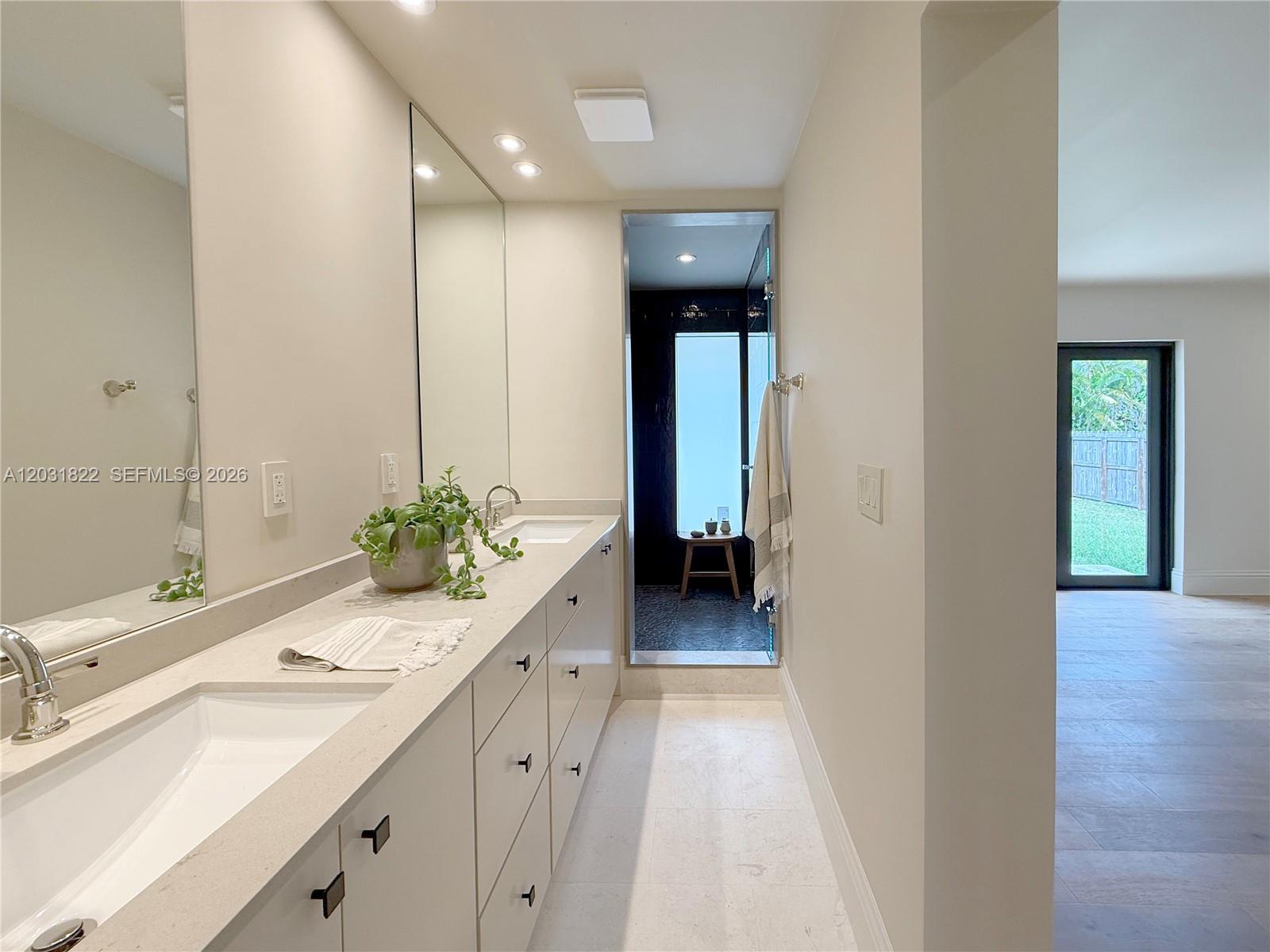 PINEWOOD ESTATES SECOND A - Residential
