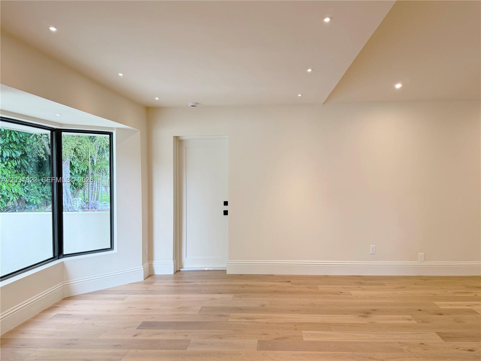 PINEWOOD ESTATES SECOND A - Residential
