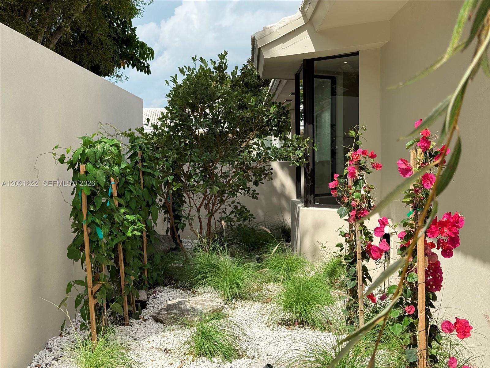 PINEWOOD ESTATES SECOND A - Residential