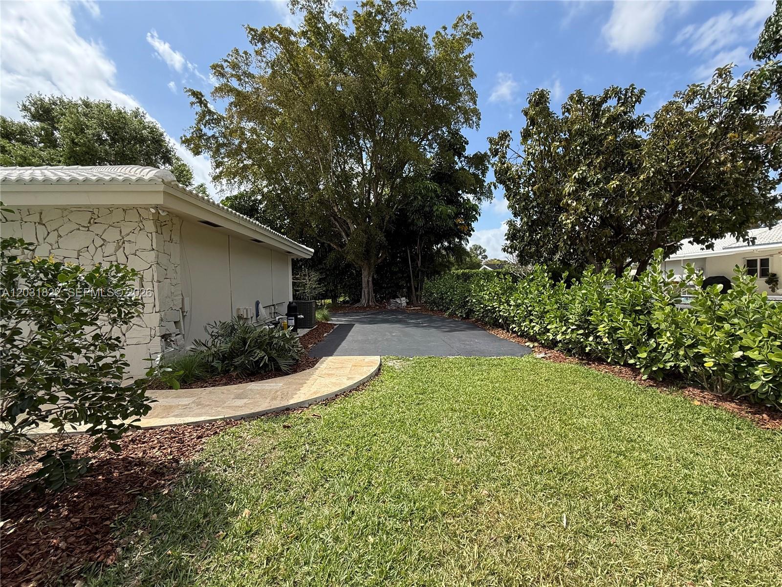 PINEWOOD ESTATES SECOND A - Residential