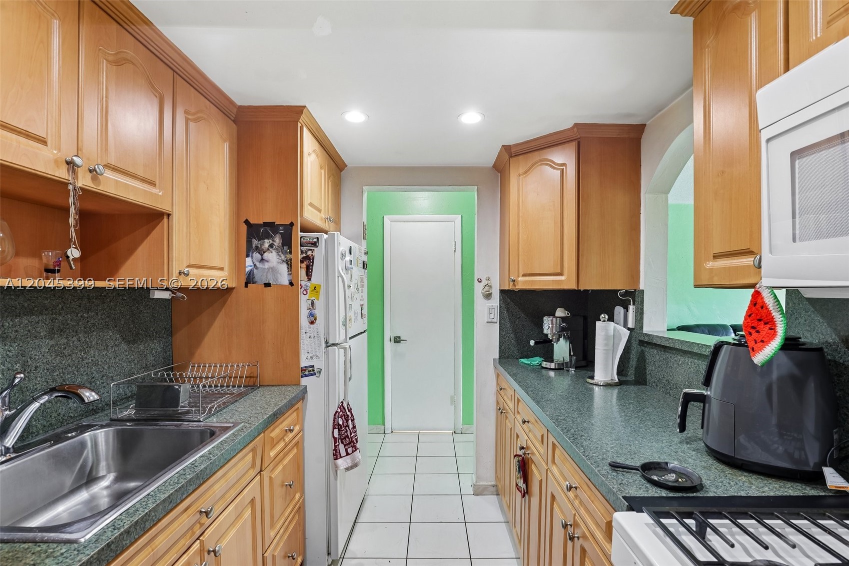 WESTLAND PLAZA GARDENS CO - Residential