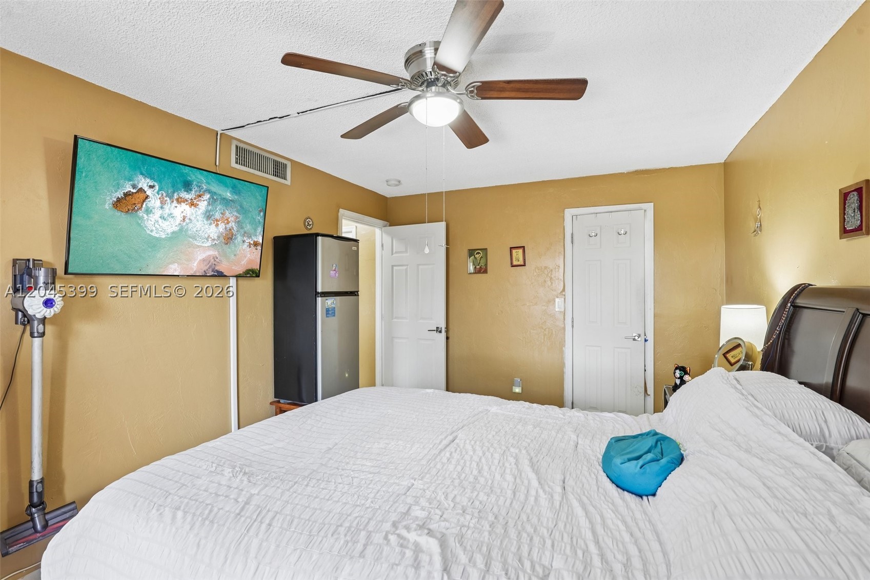 WESTLAND PLAZA GARDENS CO - Residential