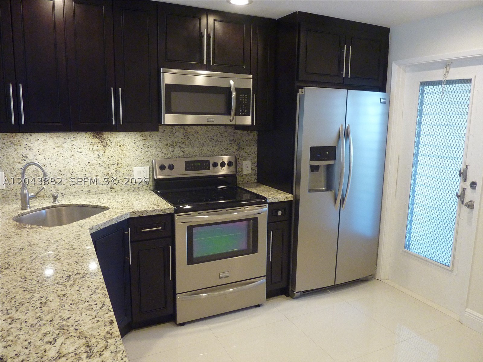 NO 11 PALM-AIRE COUNTRY C - Residential