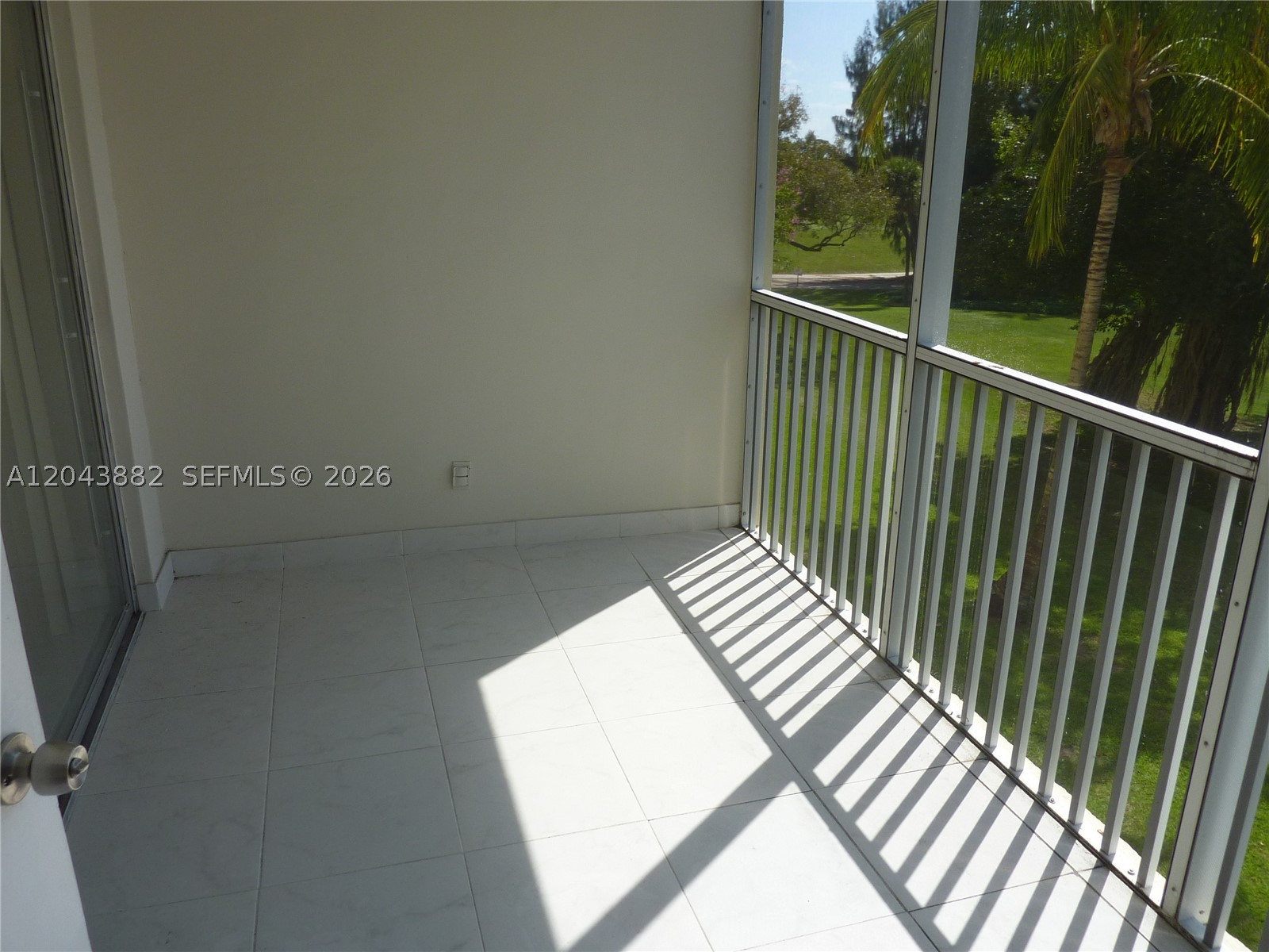 NO 11 PALM-AIRE COUNTRY C - Residential