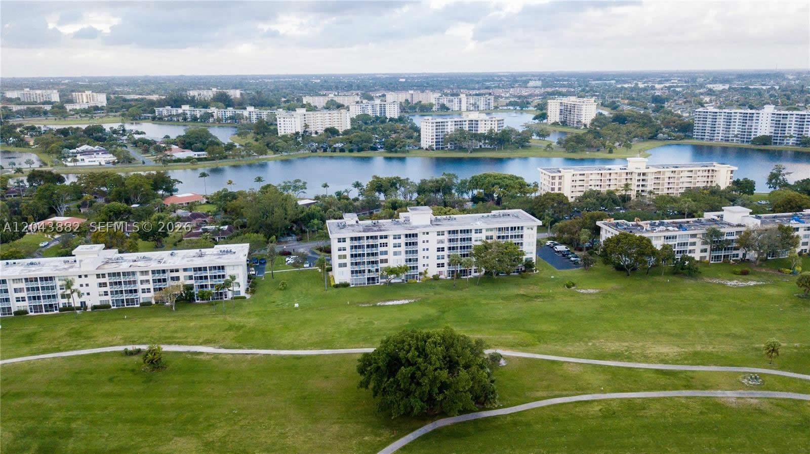 NO 11 PALM-AIRE COUNTRY C - Residential