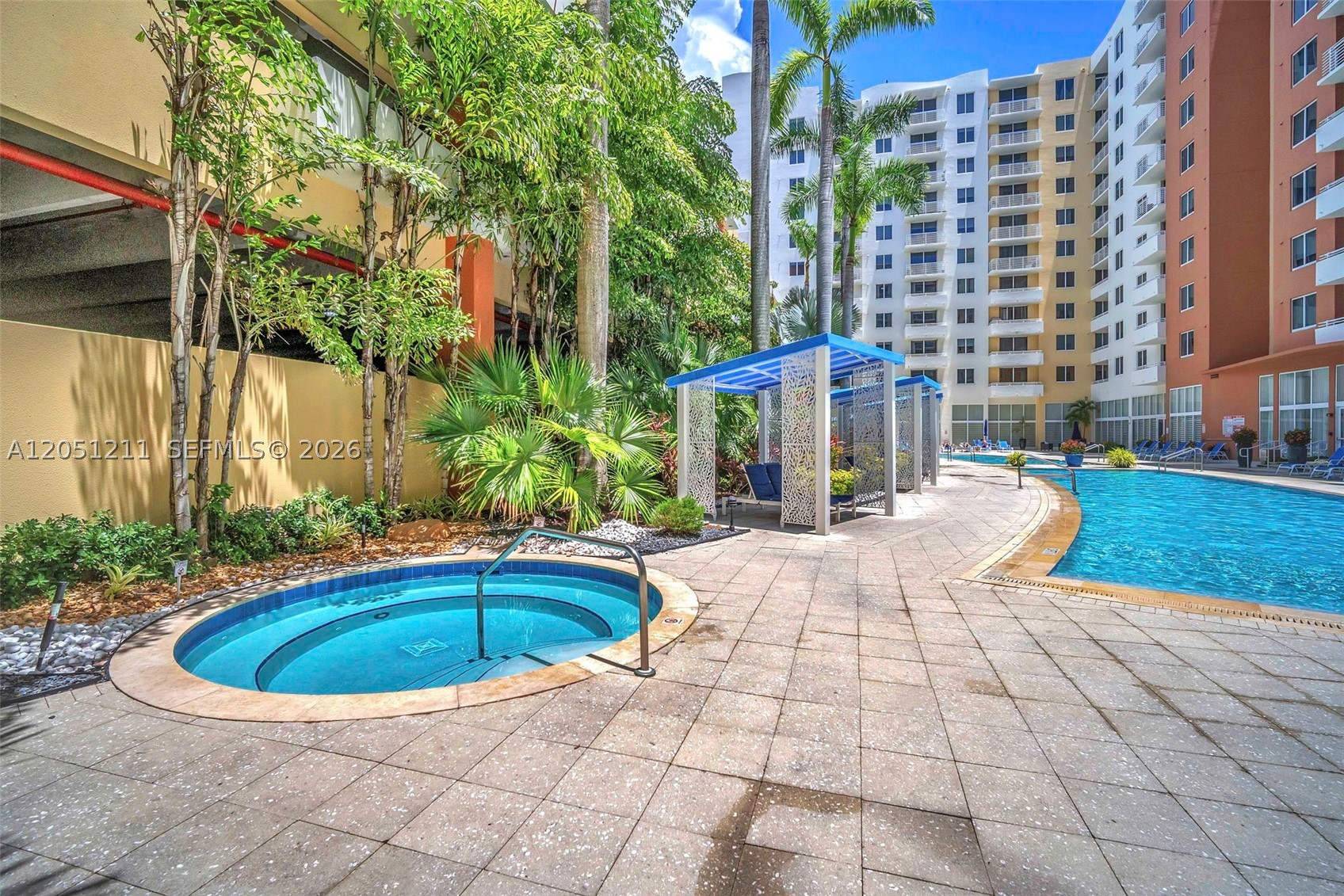 VENTURE AT AVENTURA EAST - Residential