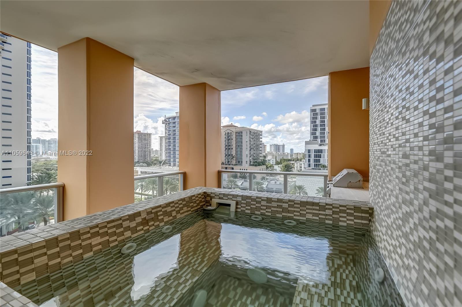 MANSIONS AT ACQUALINA - Residential