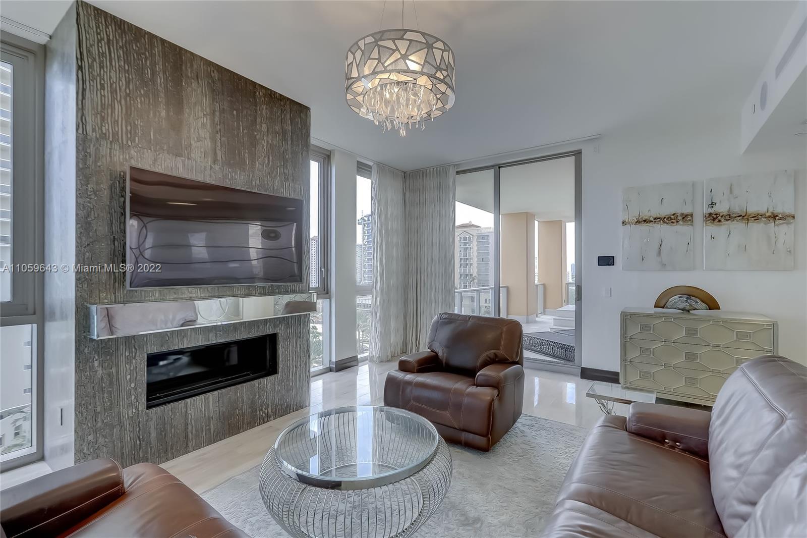 MANSIONS AT ACQUALINA - Residential