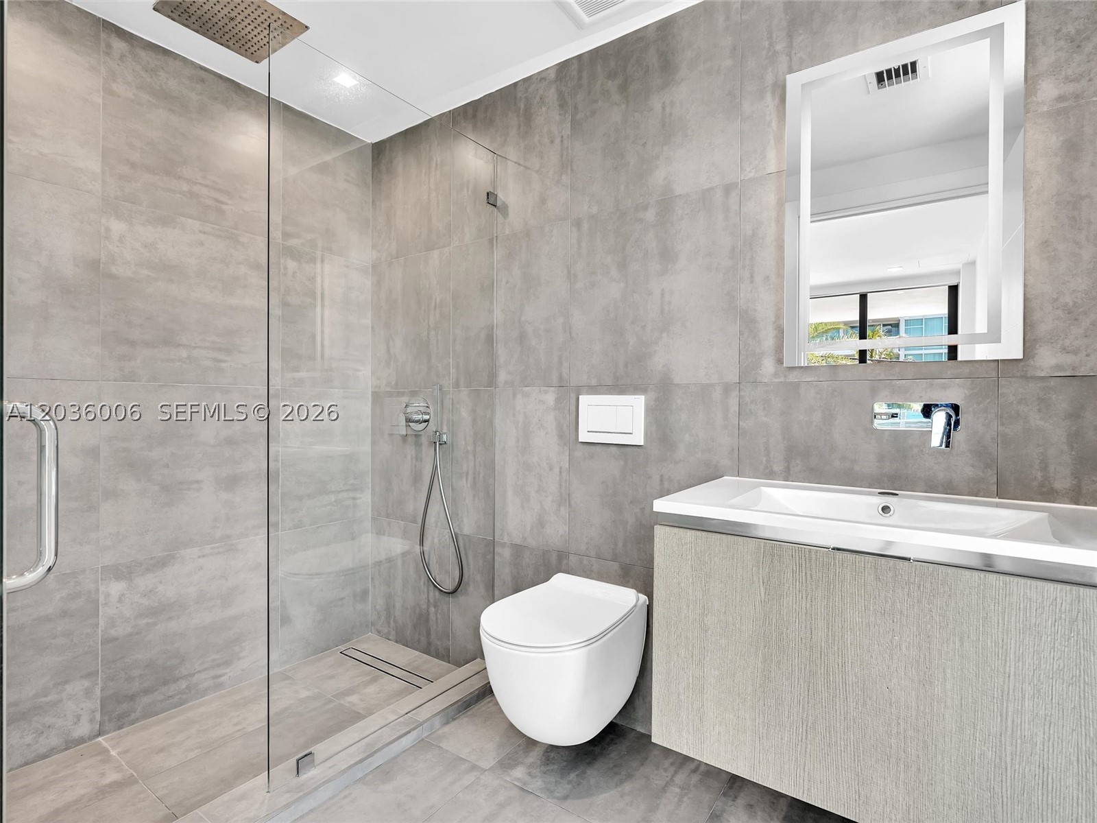 ISLE OF NORMANDY MIAMI VI - Residential