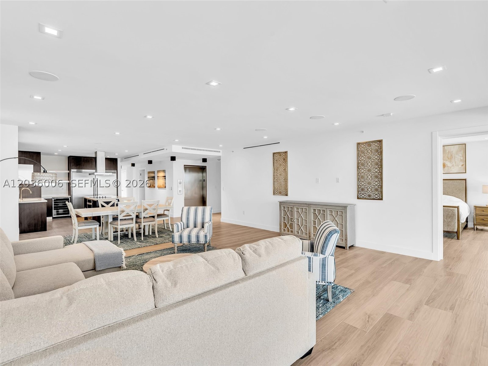 ISLE OF NORMANDY MIAMI VI - Residential