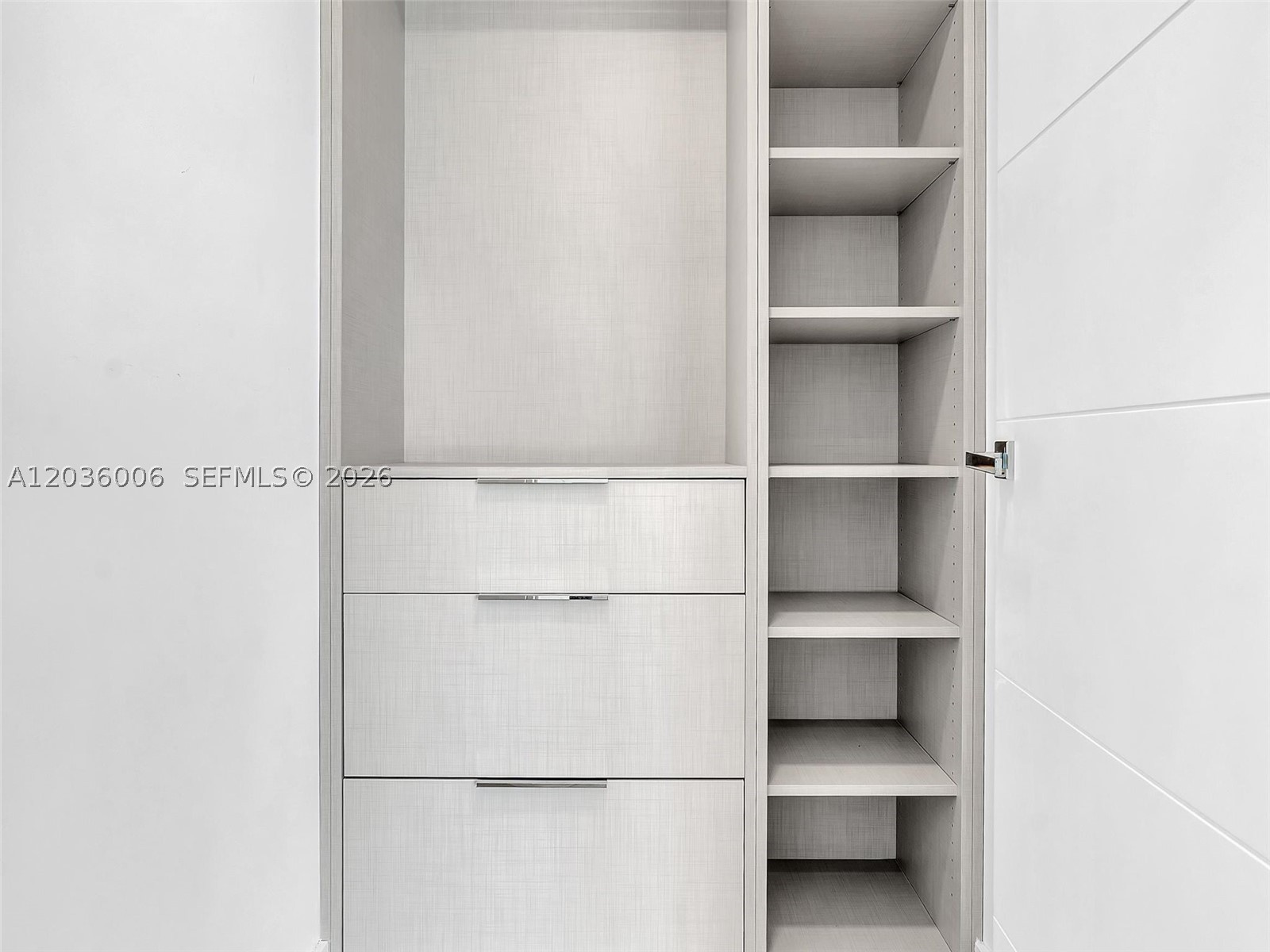 ISLE OF NORMANDY MIAMI VI - Residential