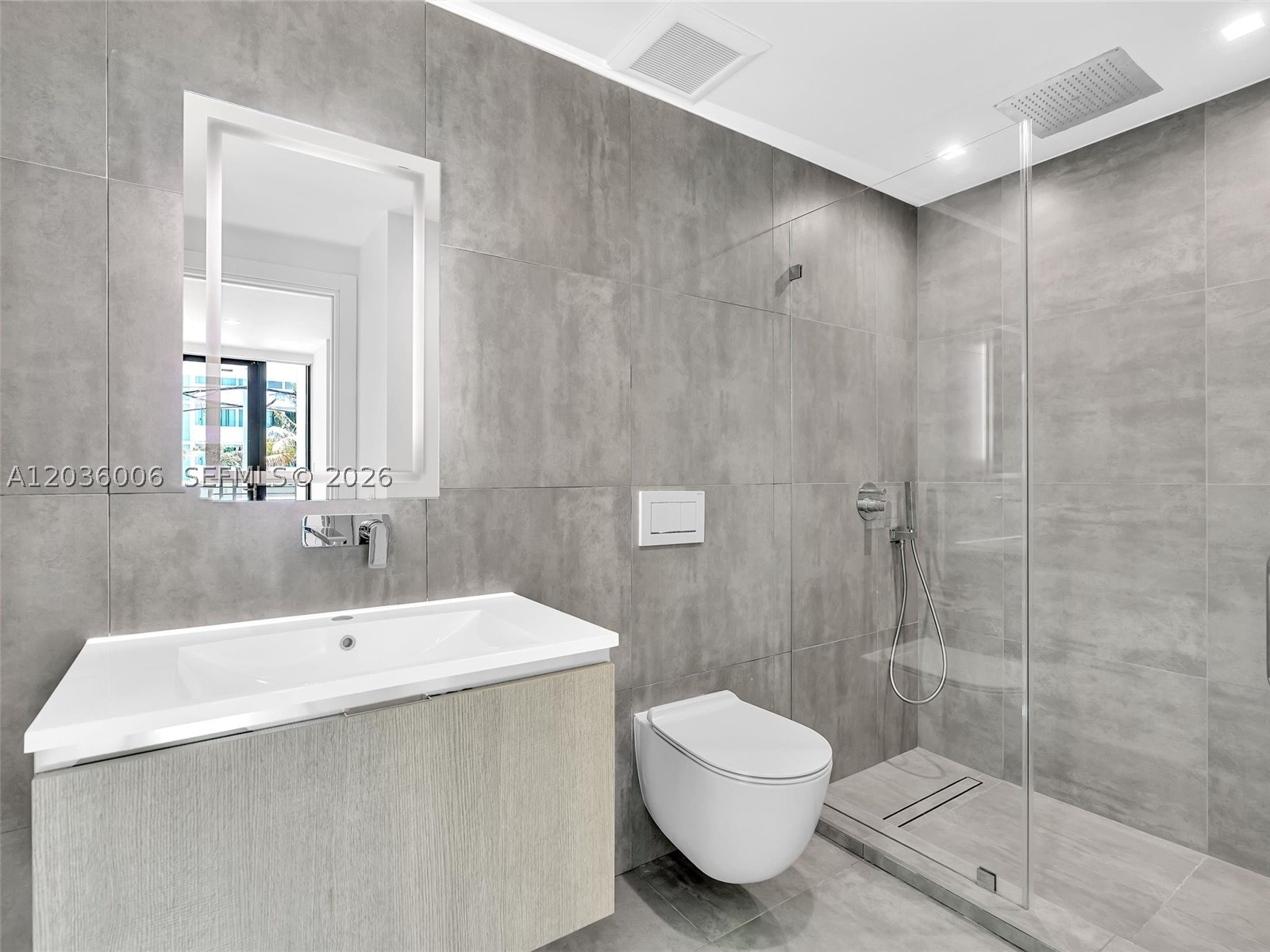 ISLE OF NORMANDY MIAMI VI - Residential