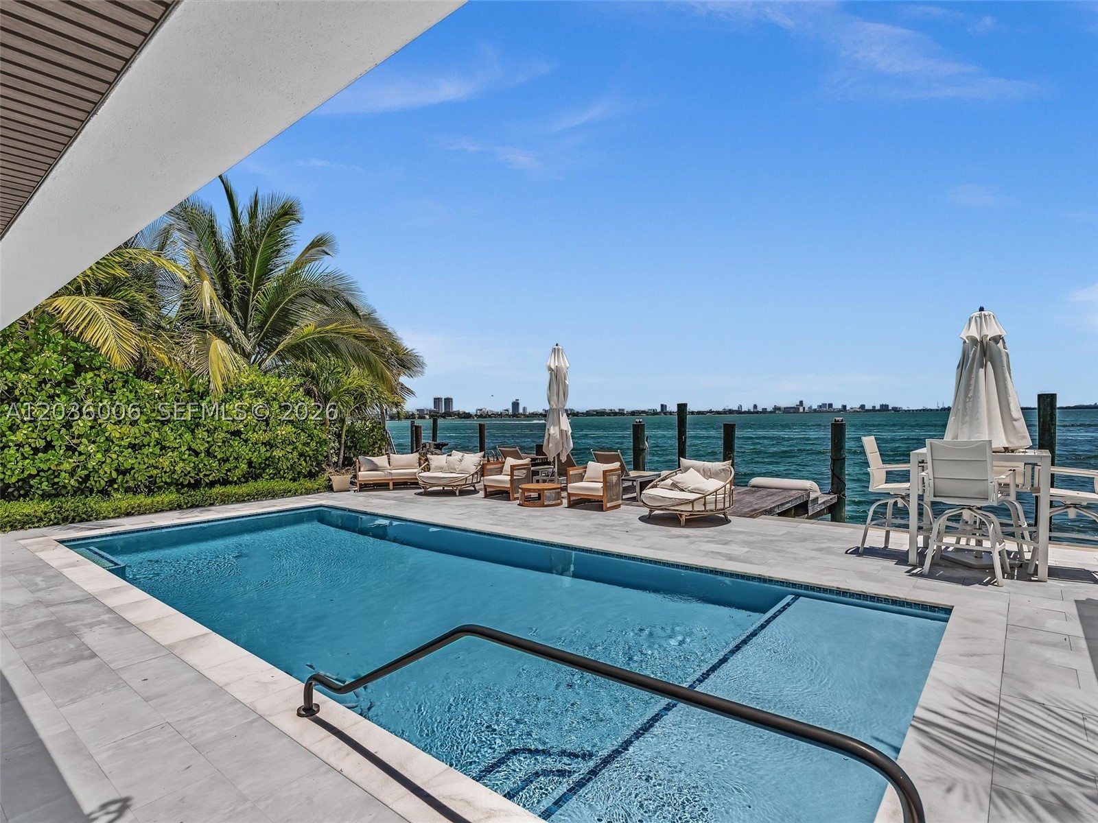 ISLE OF NORMANDY MIAMI VI - Residential