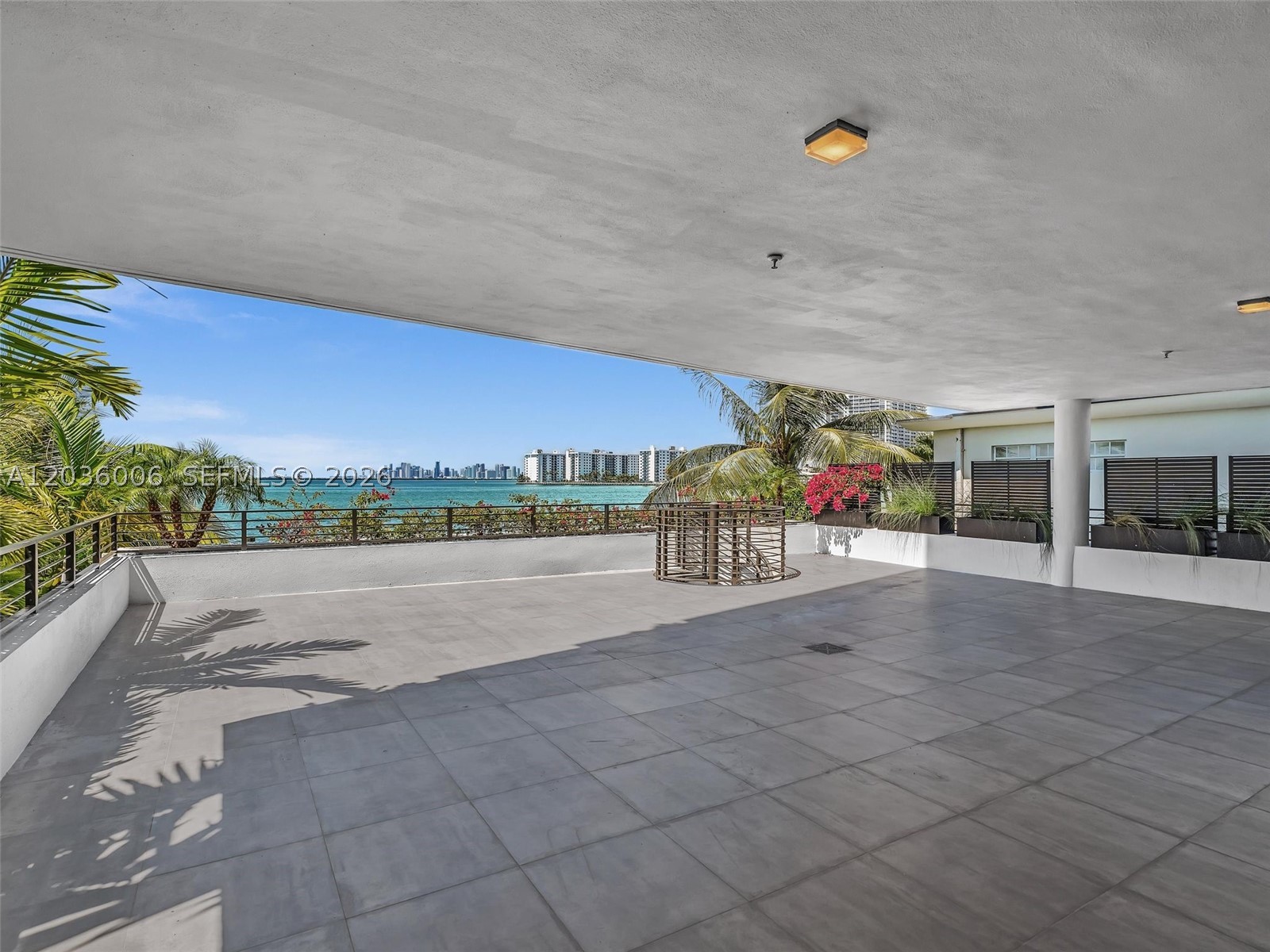 ISLE OF NORMANDY MIAMI VI - Residential