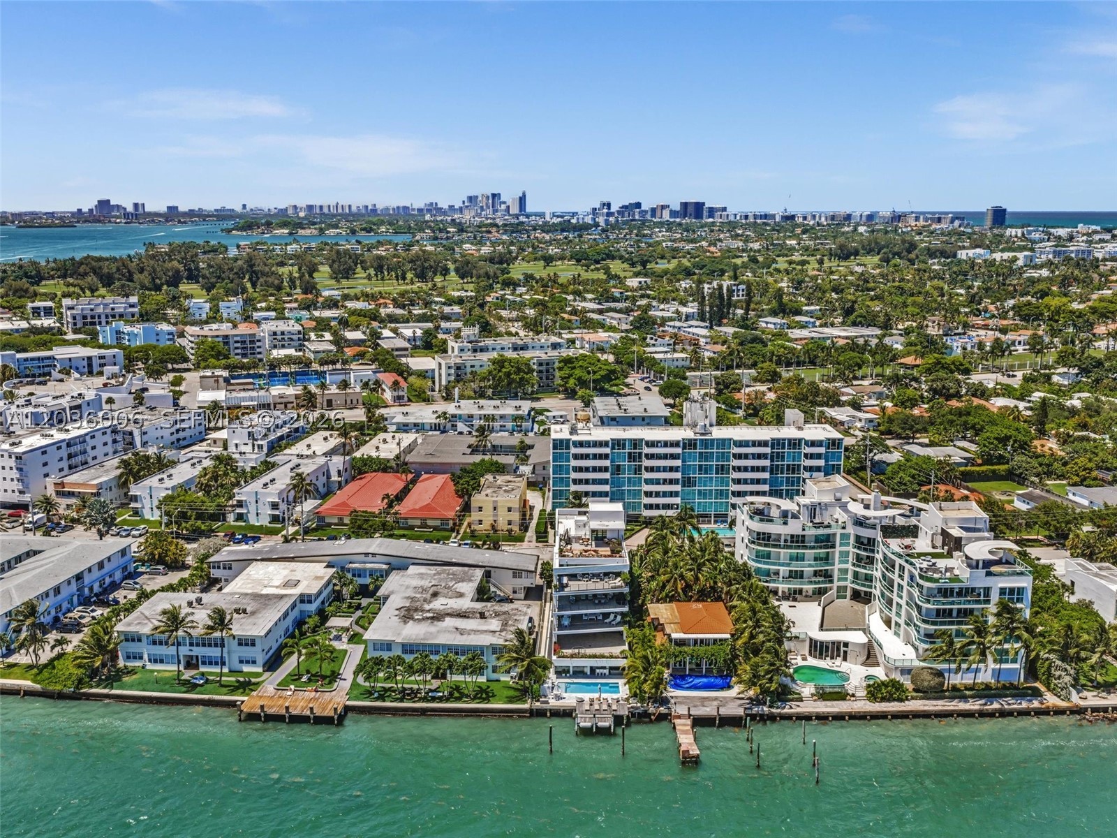 ISLE OF NORMANDY MIAMI VI - Residential