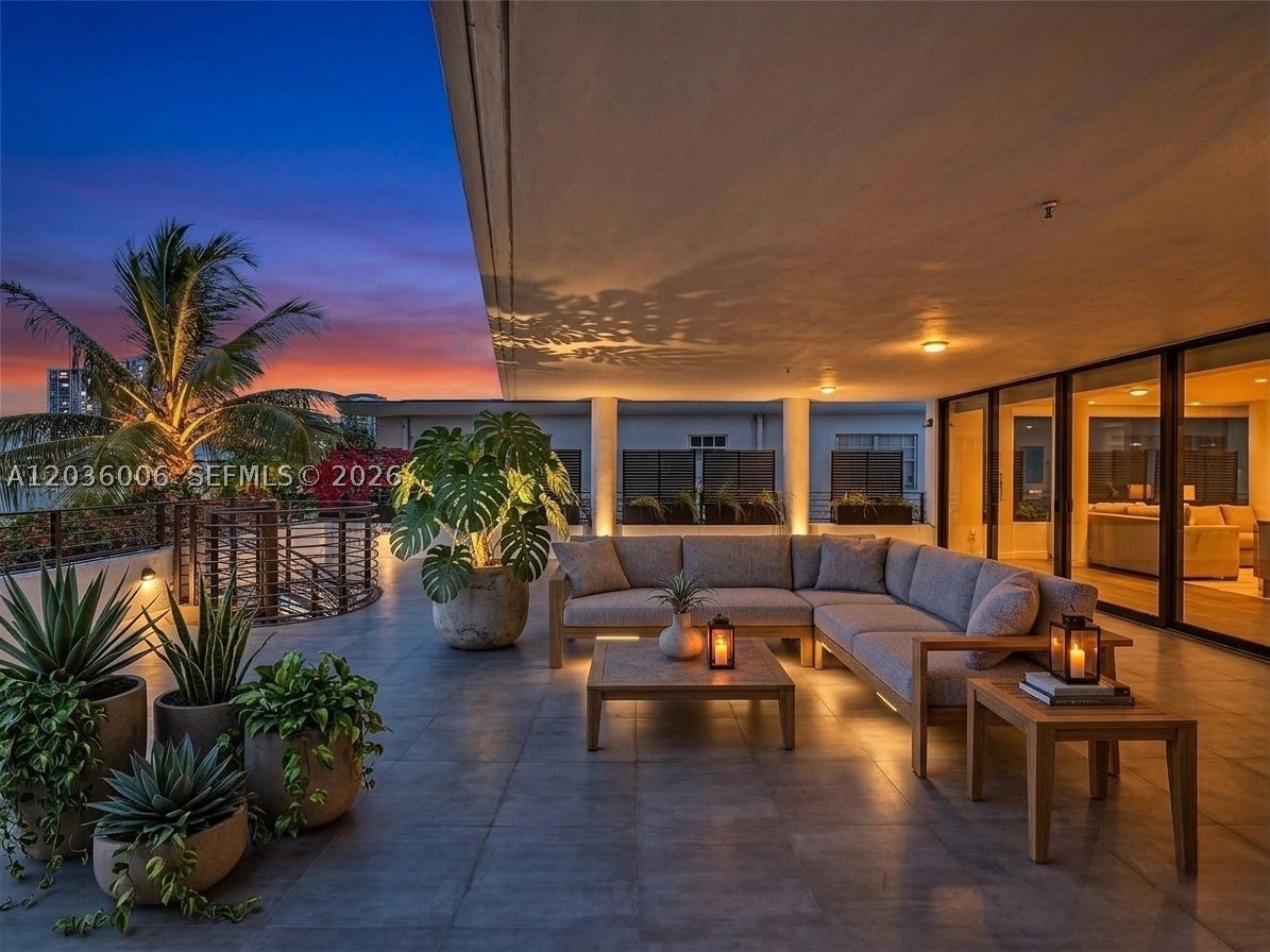 ISLE OF NORMANDY MIAMI VI - Residential