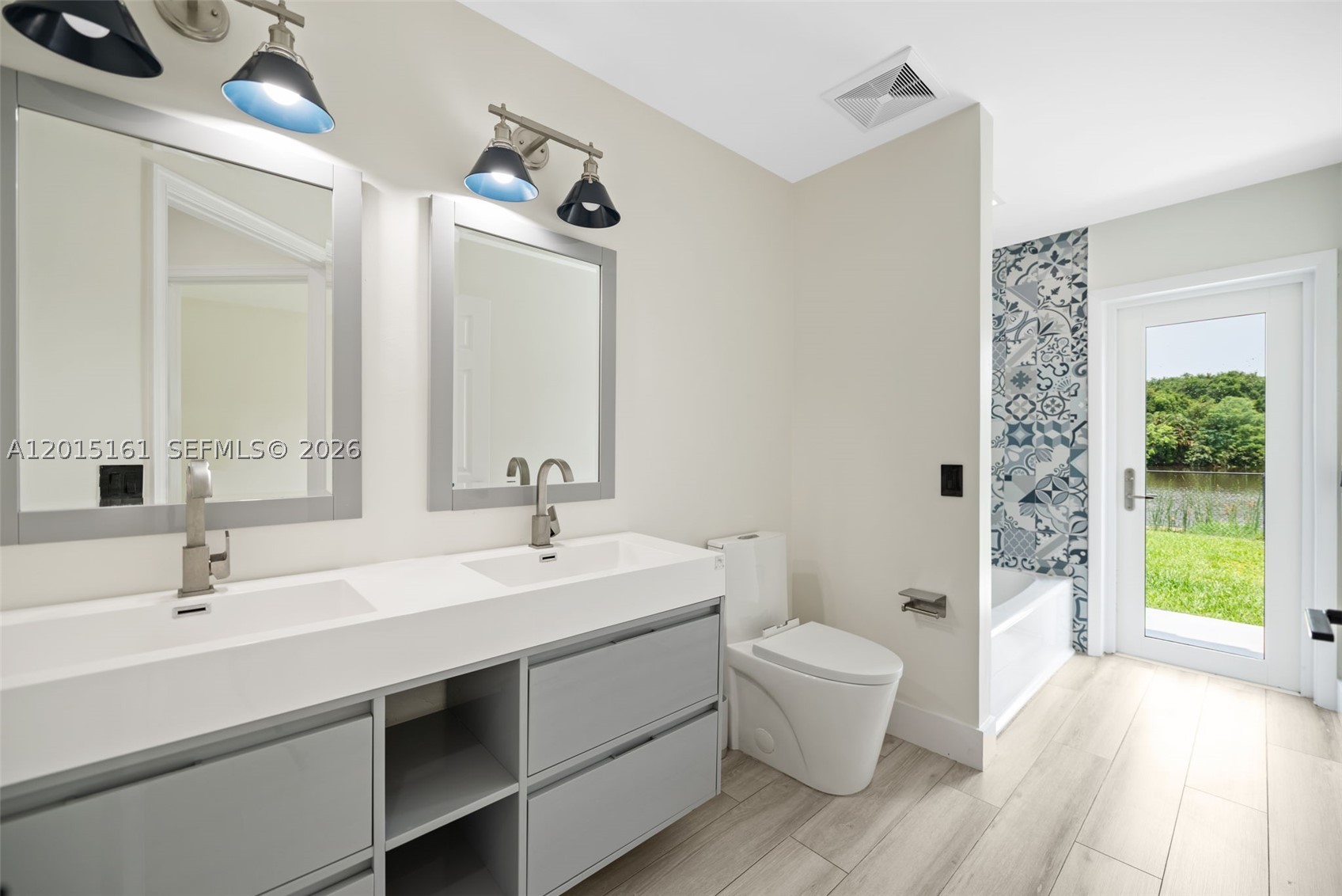 The Ridge on Nob Hill - Residential