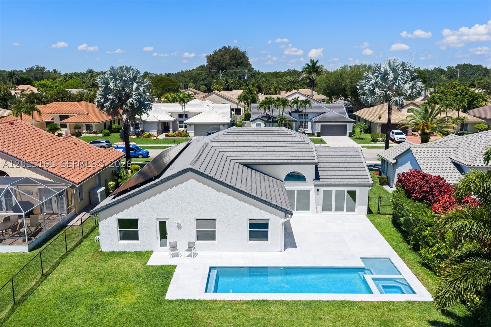 The Ridge on Nob Hill - Residential